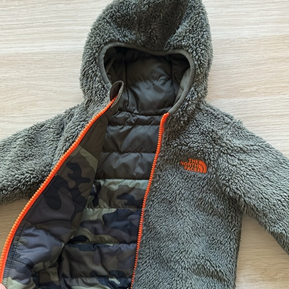 North Face Reversible Baby Winter Jacket - Size 6-12M - Picture 10 of 10